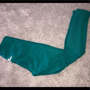 LIMITED ADDITION LORNA JANE PANTS ( worn once )